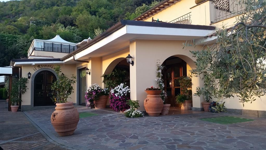 Hotel Villa Degli Angeli Castel Gandolfo Exterior photo