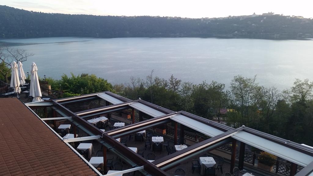 Hotel Villa Degli Angeli Castel Gandolfo Exterior photo
